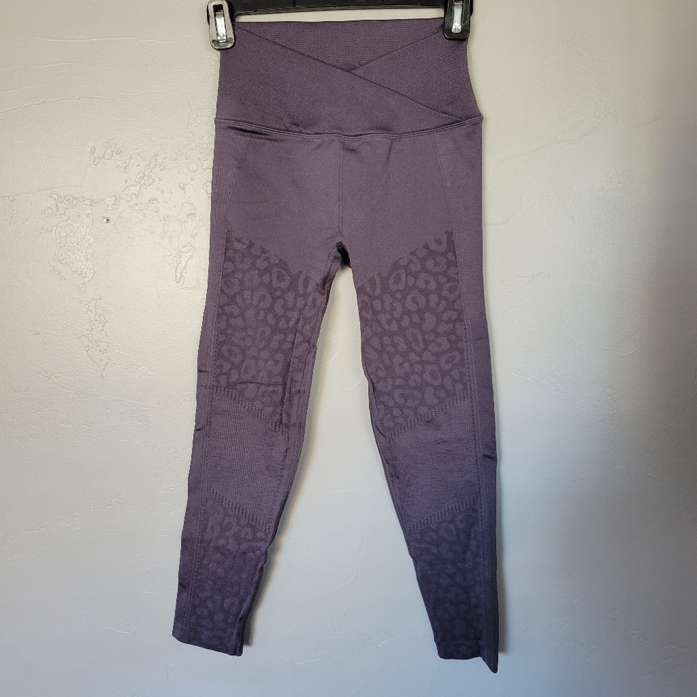 Victoria's Secret Small Purple Grey Leggings Tights Leopard Athletic Yoga Gym